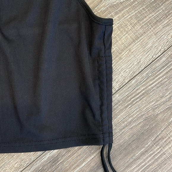 Black Halter Top by Romwe (nwt) - Picture 3 of 4